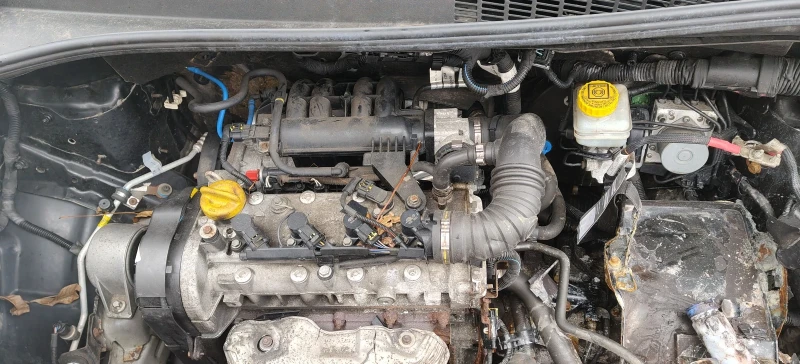 Fiat 500L 1.4 70kw 843A1000, снимка 11 - Автомобили и джипове - 53202321