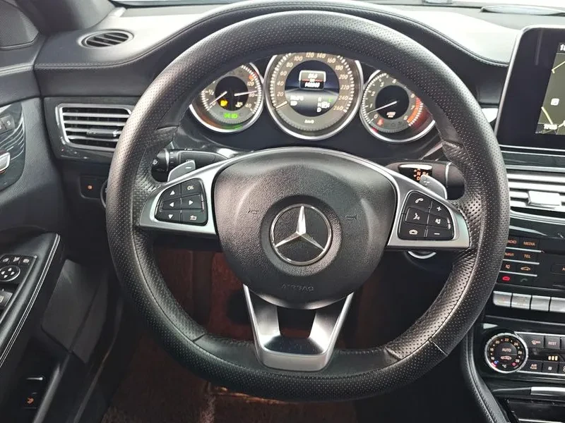 Mercedes-Benz CLS 400 W218 Cls400, снимка 13 - Автомобили и джипове - 55276267