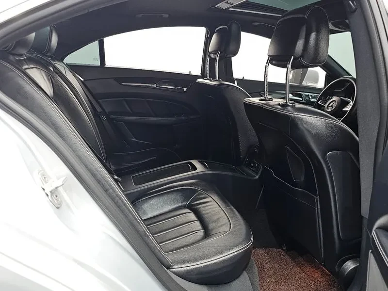Mercedes-Benz CLS 400 W218 Cls400, снимка 11 - Автомобили и джипове - 55276267