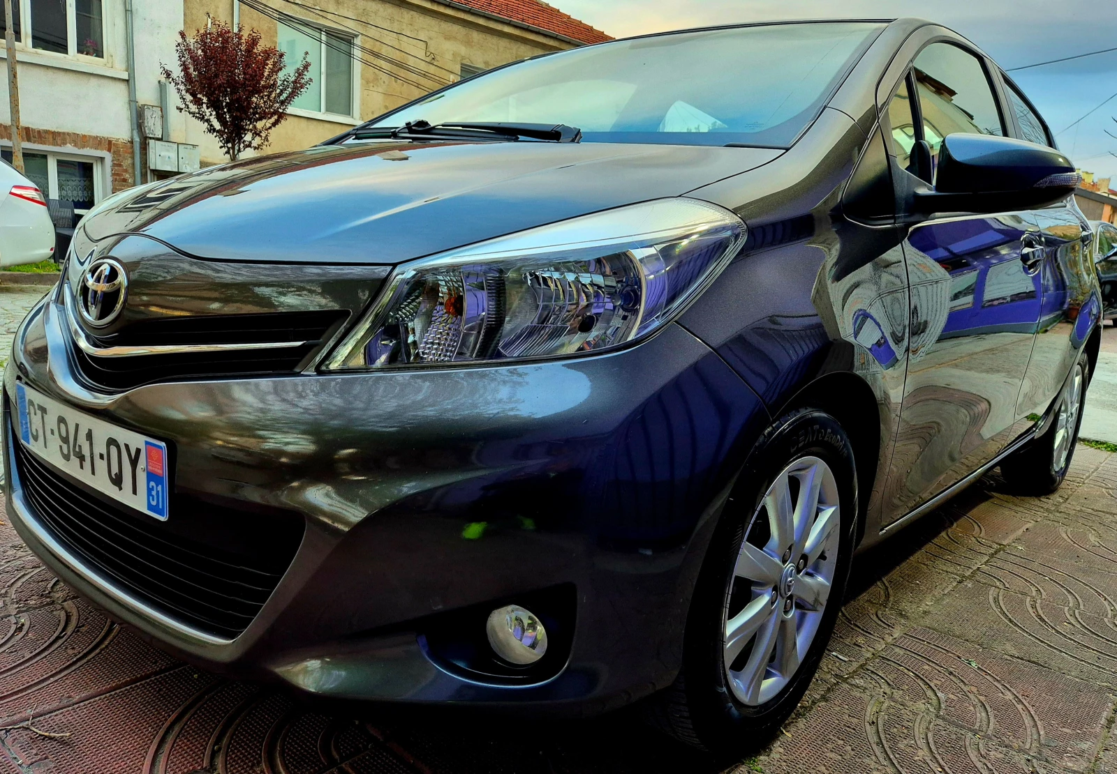 Toyota Yaris 1.4d4d-navi-veriga-6speed-japan  | Mobile.bg — изображение 1