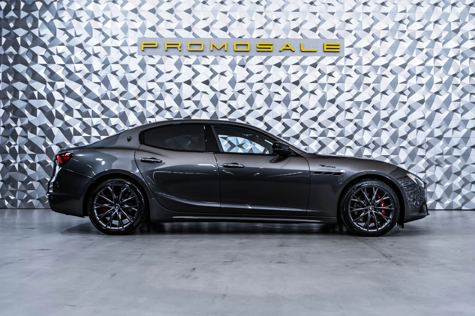 Maserati Ghibli Modena Q4 - изображение 6