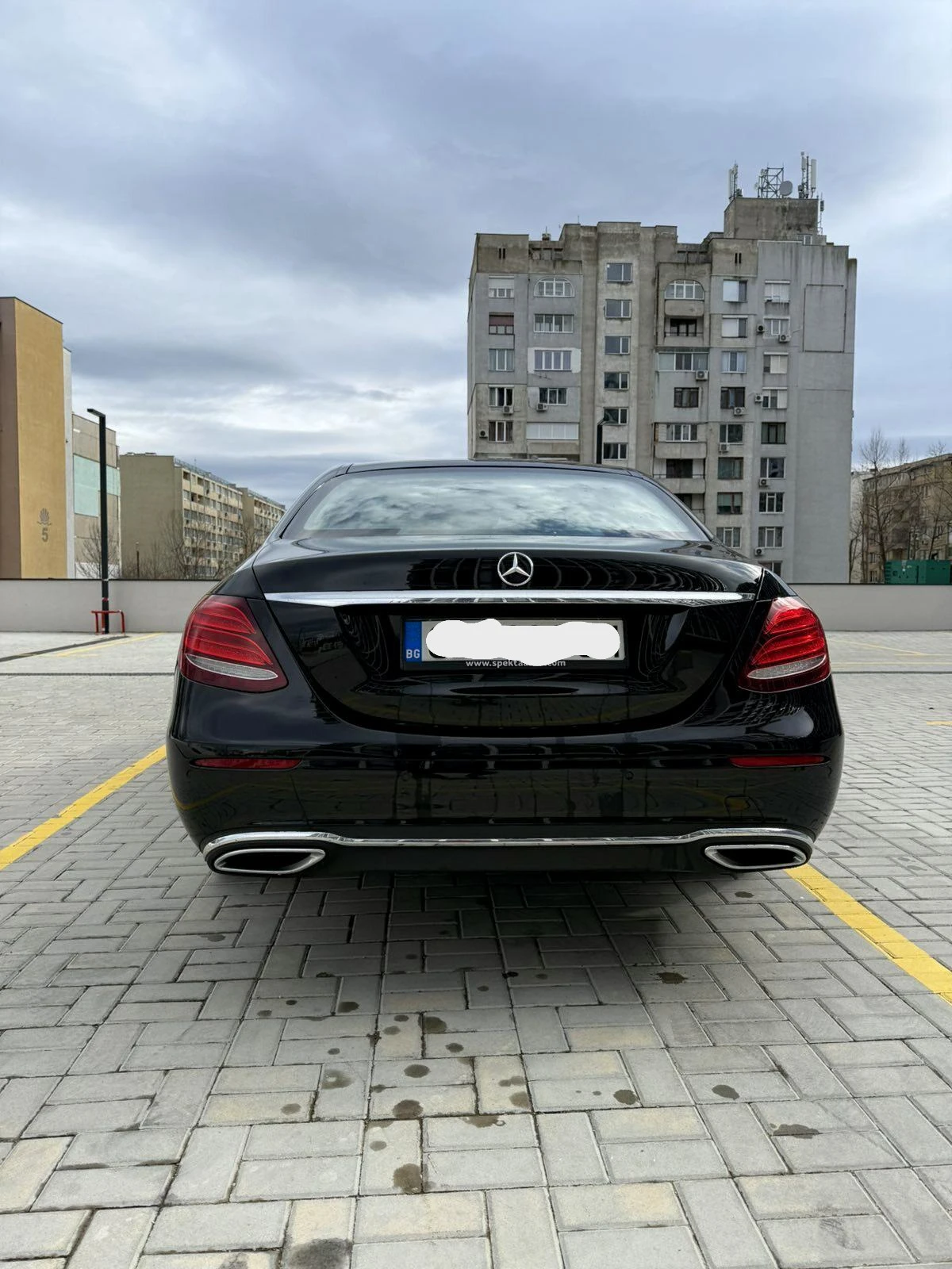 Mercedes-Benz E 220, снимка 6 - Автомобили и джипове - 53741026
