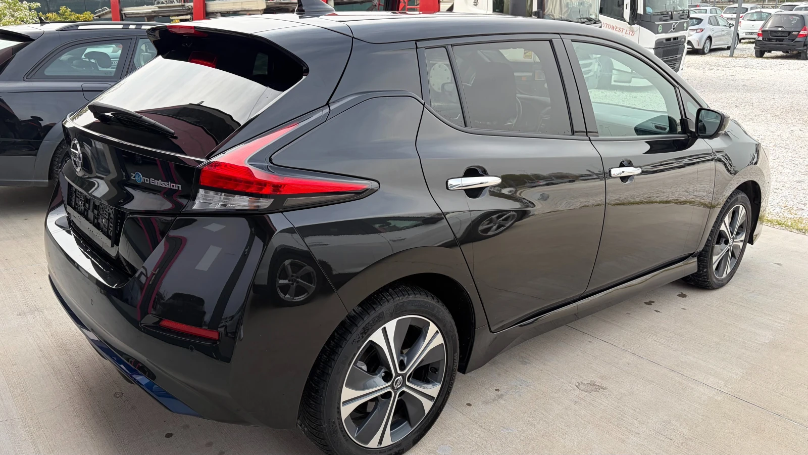 Nissan Leaf  e+ ProPILOT, снимка 4 - Автомобили и джипове - 54178287