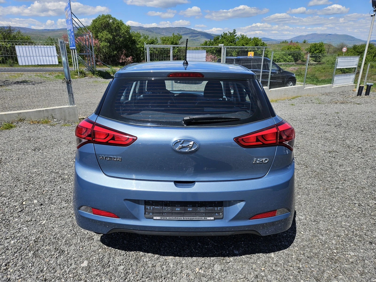 Hyundai I20 1.1 crdi euro6, снимка 4 - Автомобили и джипове - 54293450