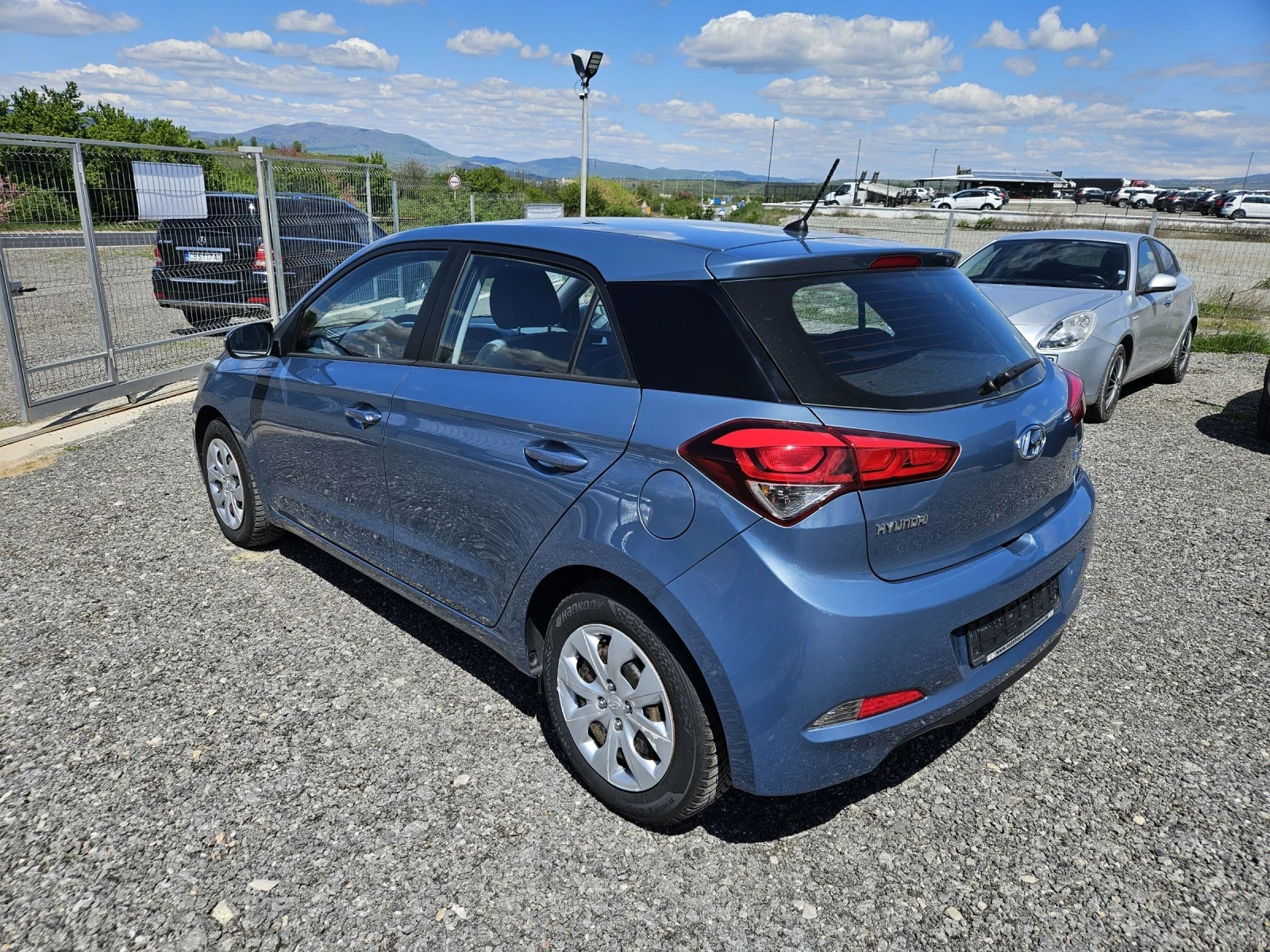 Hyundai I20 1.1 crdi euro6, снимка 3 - Автомобили и джипове - 54293450