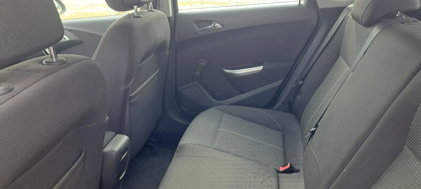Opel Astra 1.6 бензин, снимка 14 - Автомобили и джипове - 54481871