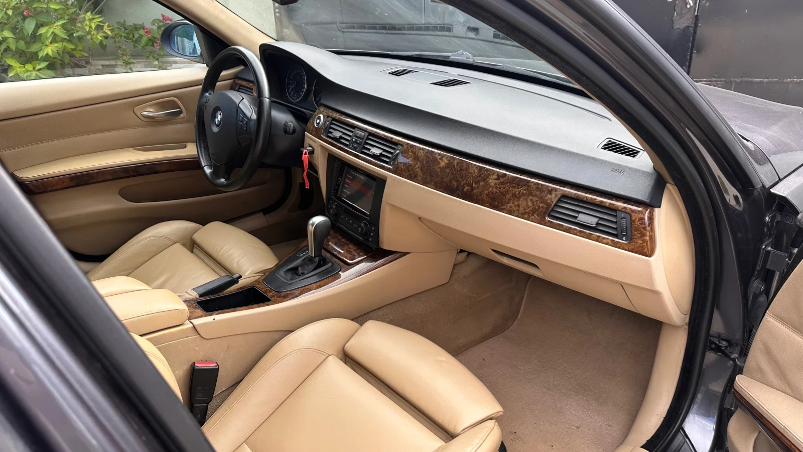 BMW 320 163кс Avtomat M performance Recaro, снимка 11 - Автомобили и джипове - 54838570