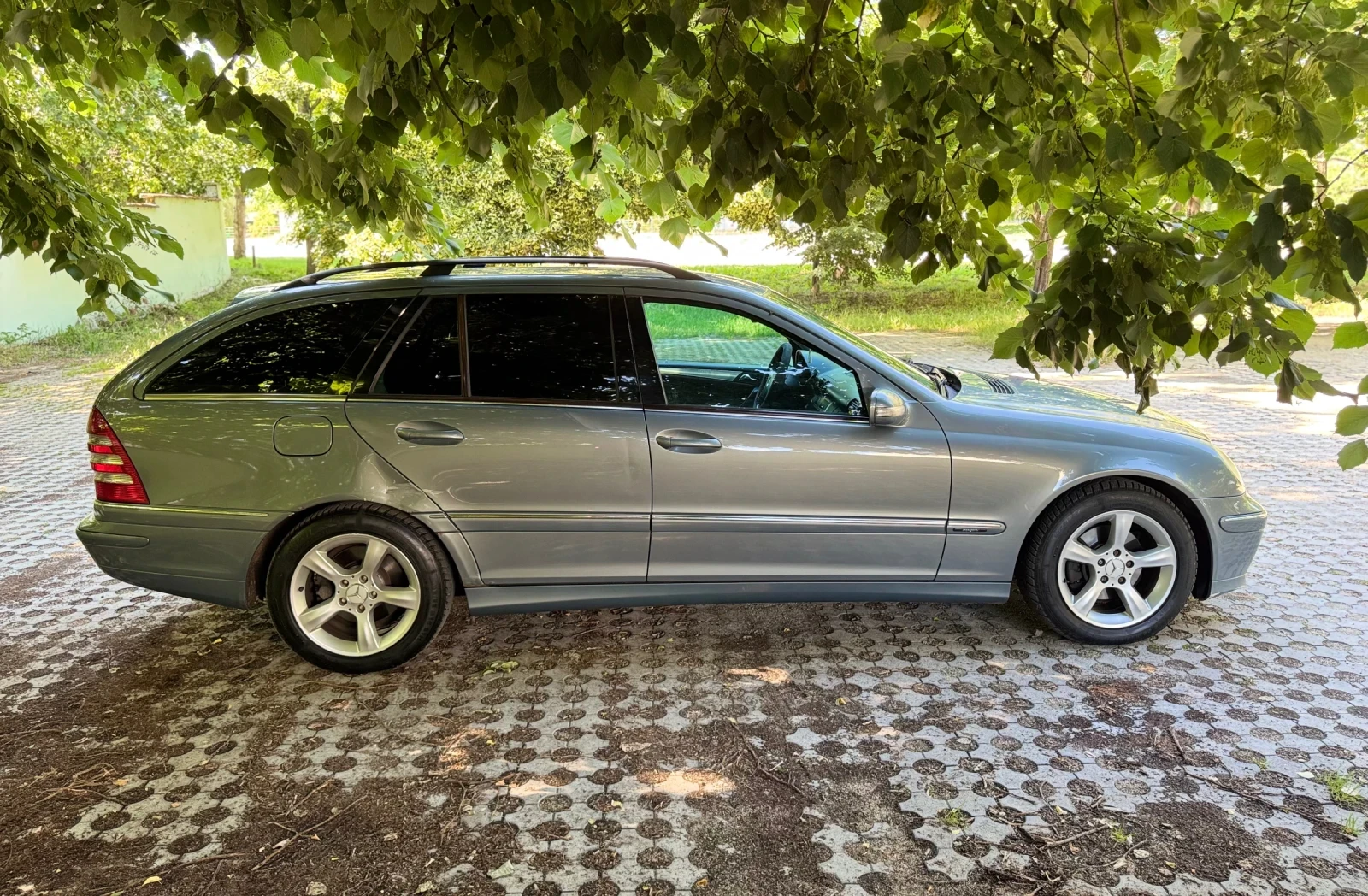 Mercedes-Benz C 200 2.2 FACE, снимка 3 - Автомобили и джипове - 54903330
