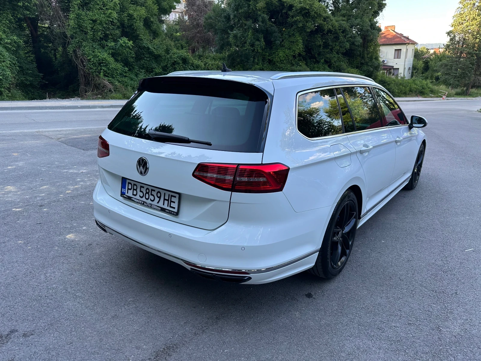 VW Passat Vw Passat B8 R-Line, снимка 5 - Автомобили и джипове - 55154180
