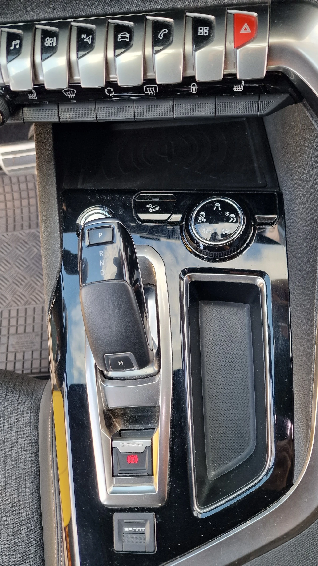Peugeot 5008 GT line, снимка 9 - Автомобили и джипове - 55175745