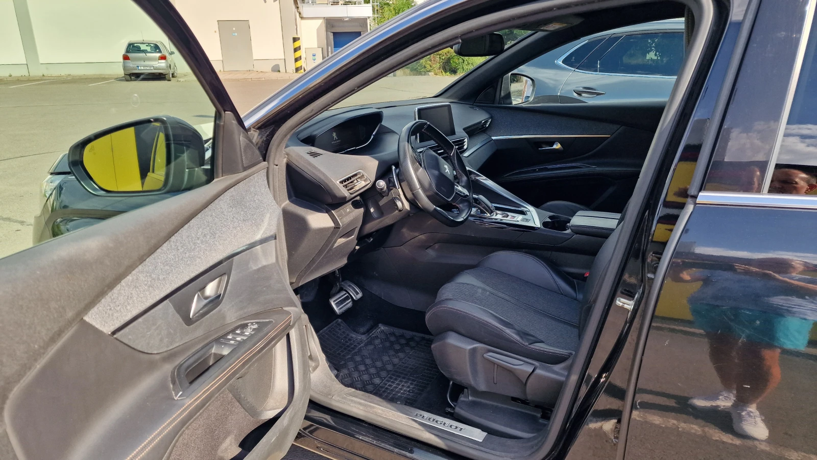 Peugeot 5008 GT line, снимка 8 - Автомобили и джипове - 55175745