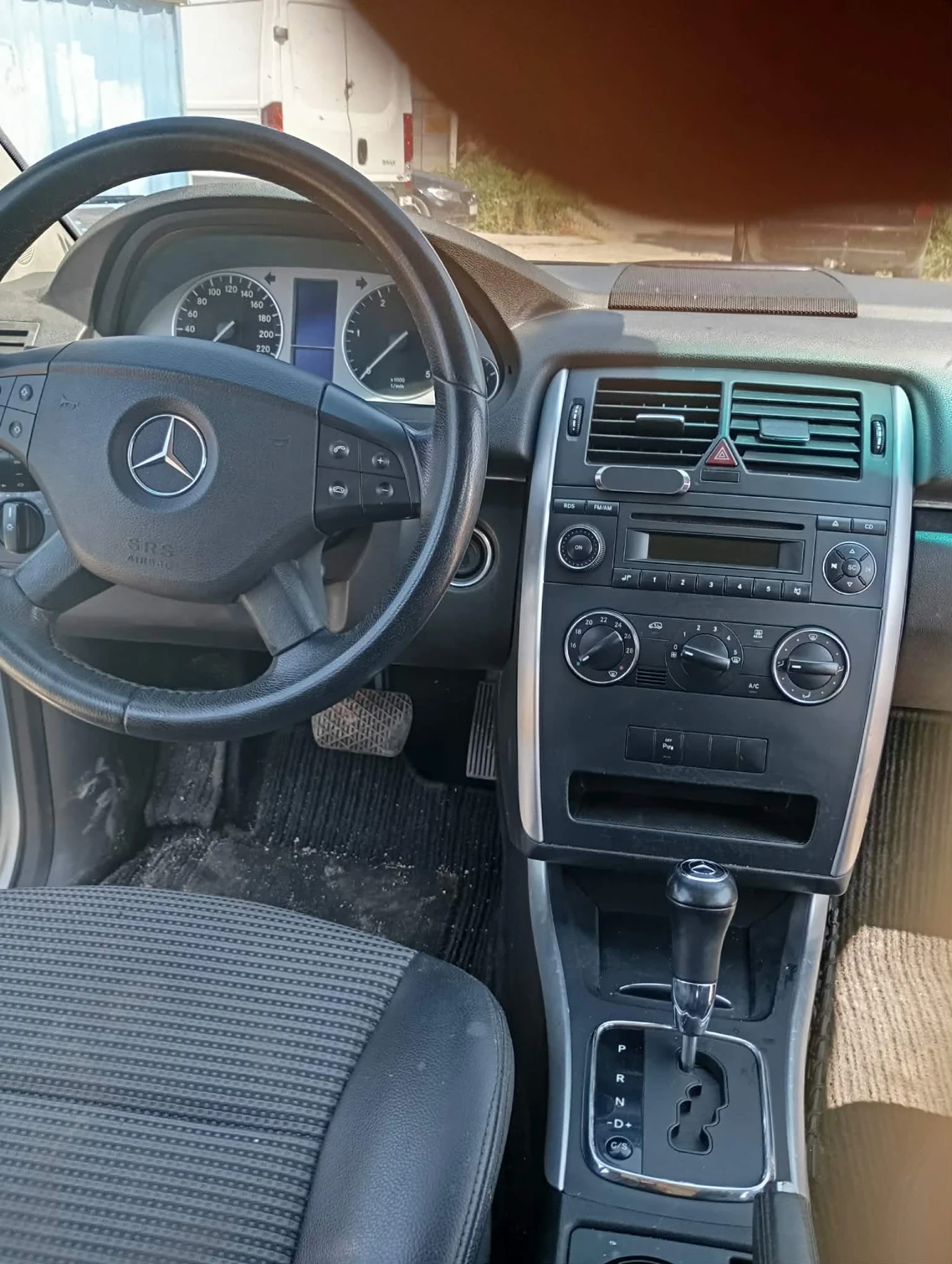 Mercedes-Benz B 200, снимка 7 - Автомобили и джипове - 55189588