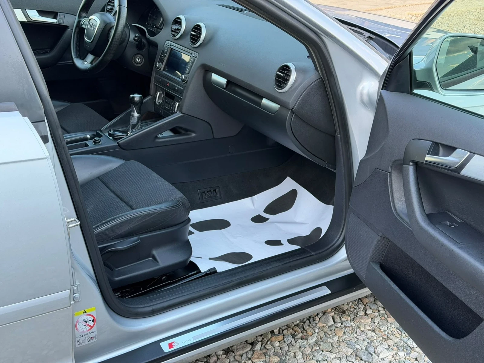 Audi A3 2.0DTI 170K.S  S.line NAVI | Mobile.bg � ����������� 12