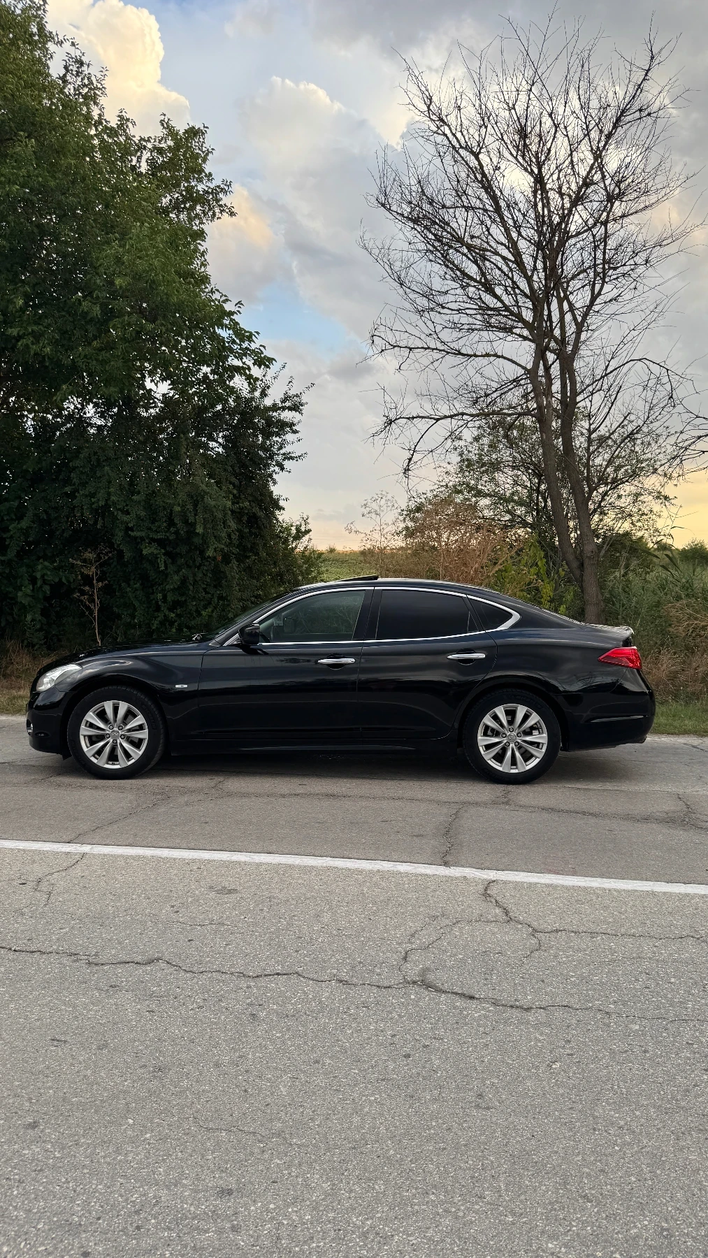 Infiniti M 30d, снимка 5 - Автомобили и джипове - 55343109
