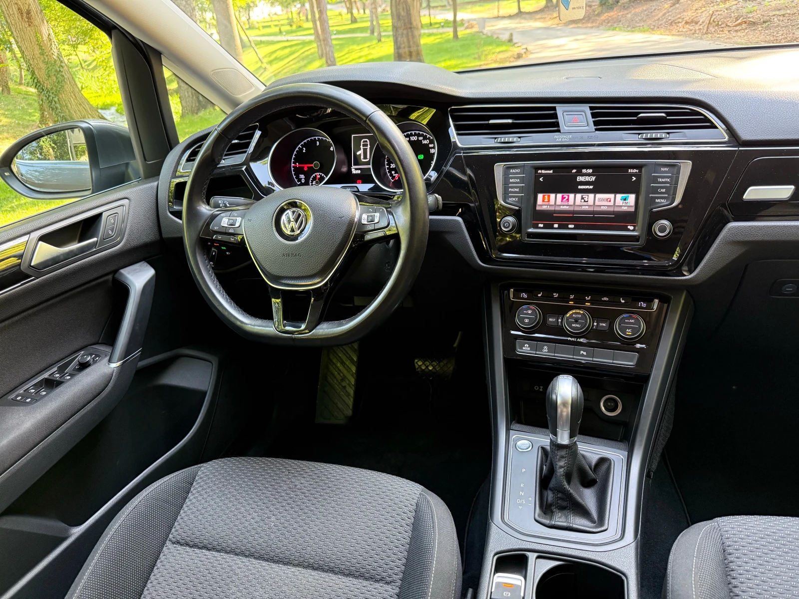 VW Touran 2.0TDI* 78000КМ!!!* 7 МЕСТЕН* HIGHLINE* DIST* DSG*, снимка 7 - Автомобили и джипове - 55644692