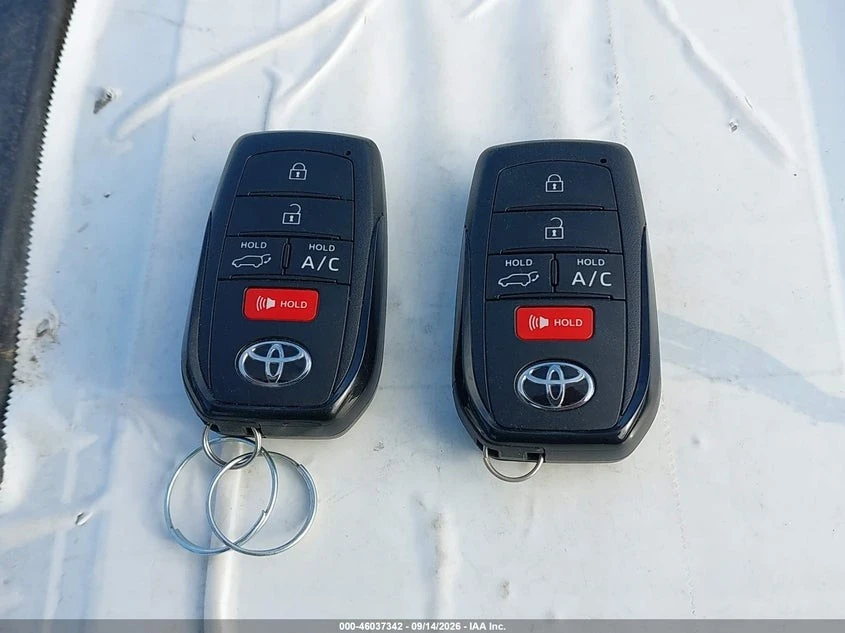 Toyota bZ4X XLE* AWD* КОЖА* ПОДГРЕВ* КАМЕРА* NAVI* LED* , снимка 10 - Автомобили и джипове - 56211275