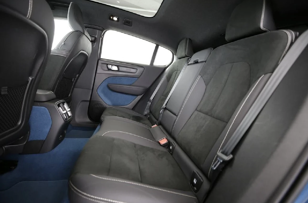 Volvo C40 P8 Twin Recharge AWD 78KWh 97% SOH, снимка 6 - Автомобили и джипове - 56217953