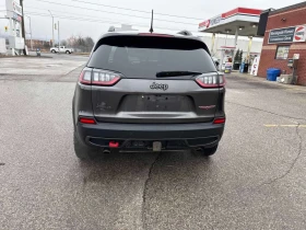 Jeep Cherokee * Trailhawk Elite * ПАНОРАМА* ПОДГРЕВИ* ОБДУХВАНЕ*, снимка 4