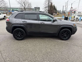 Jeep Cherokee * Trailhawk Elite * ПАНОРАМА* ПОДГРЕВИ* ОБДУХВАНЕ*, снимка 3