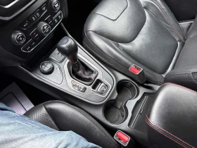 Jeep Cherokee * Trailhawk Elite * ПАНОРАМА* ПОДГРЕВИ* ОБДУХВАНЕ* | Auto.bg — изображение 14