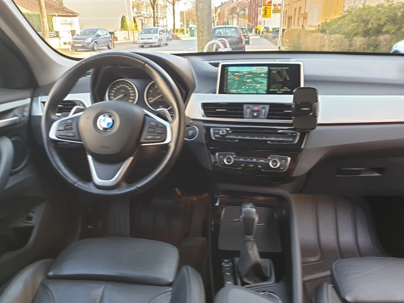 BMW X1 2.0d, снимка 6 - Автомобили и джипове - 47788851