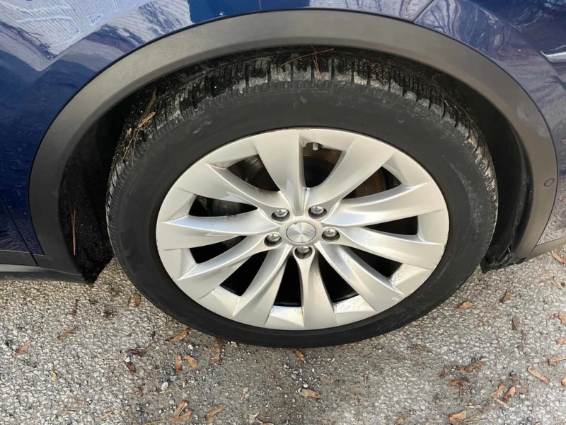 Tesla Model X * AWD * CARFAX * БЕЗ ПЪРВОНАЧАЛНА ВНОСКА, снимка 7 - Автомобили и джипове - 52813227