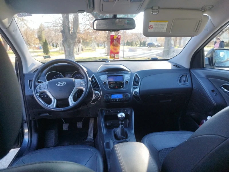 Hyundai IX35 2.0CRDI 136Ph, снимка 8 - Автомобили и джипове - 53121434