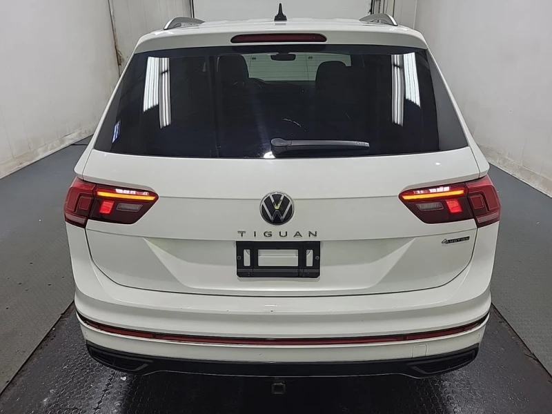 VW Tiguan R LINE BLACK EDITION * CARFAX * ФИНАНСИРАНЕ, снимка 6 - Автомобили и джипове - 53244123