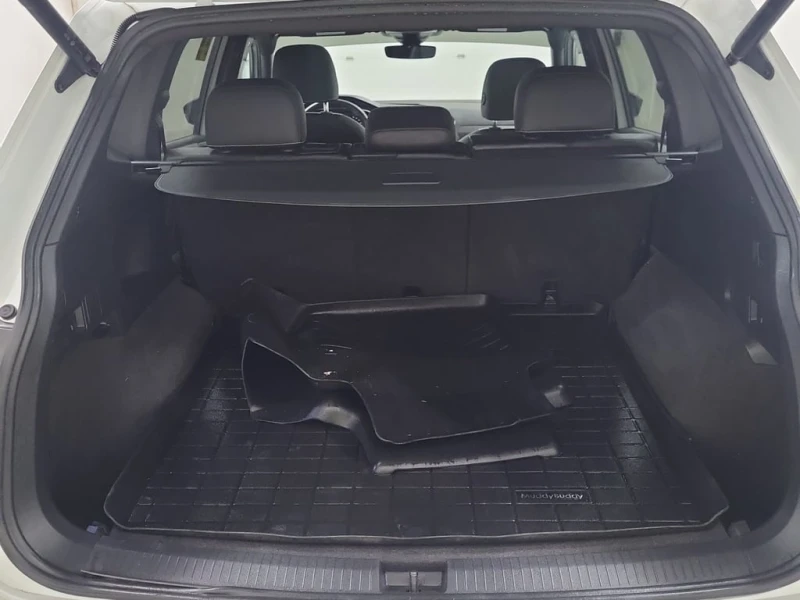 VW Tiguan R LINE BLACK EDITION * CARFAX * ФИНАНСИРАНЕ, снимка 16 - Автомобили и джипове - 53244123