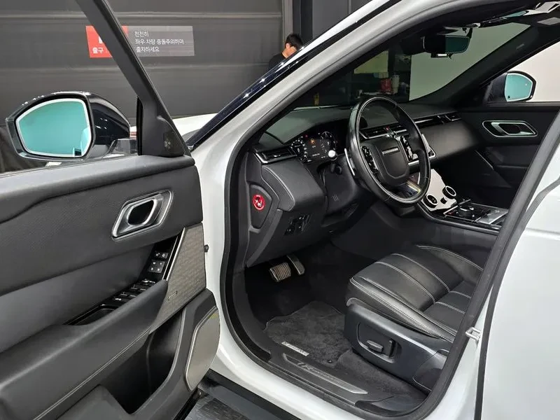 Land Rover Range Rover Velar 2.0 D240 R-Dynamic Se, снимка 10 - Автомобили и джипове - 54515164