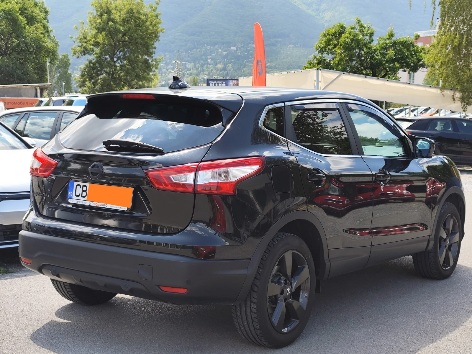 Nissan Qashqai 1.6CDi* LED* KLIMATRONIK* EURO6B* NAVI*  - изображение 4