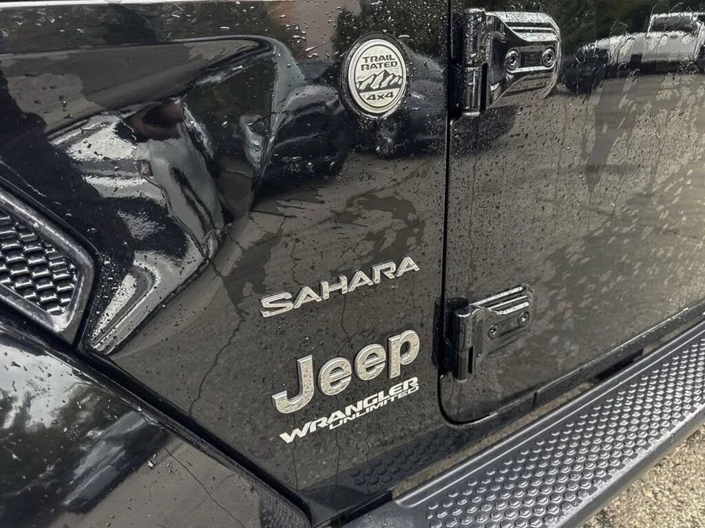 Jeep Wrangler Unlimited Sahara 4WD* Камера* CarPlay*  - изображение 8