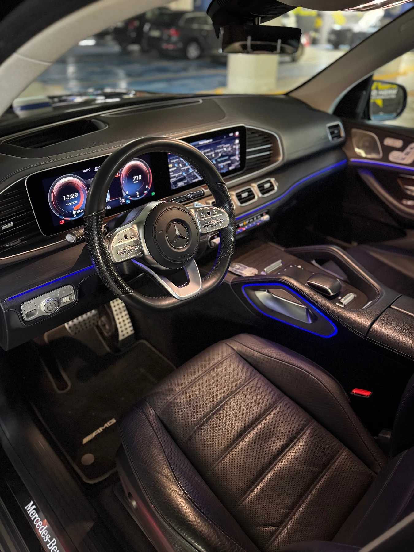 Mercedes-Benz GLS 400 d 4 MATIC AMG, снимка 17 - Автомобили и джипове - 53714050