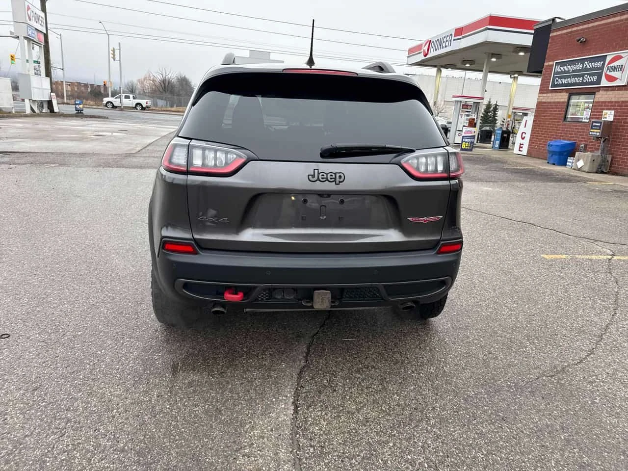 Jeep Cherokee * Trailhawk Elite * ПАНОРАМА* ПОДГРЕВИ* ОБДУХВАНЕ*, снимка 4 - Автомобили и джипове - 53962564