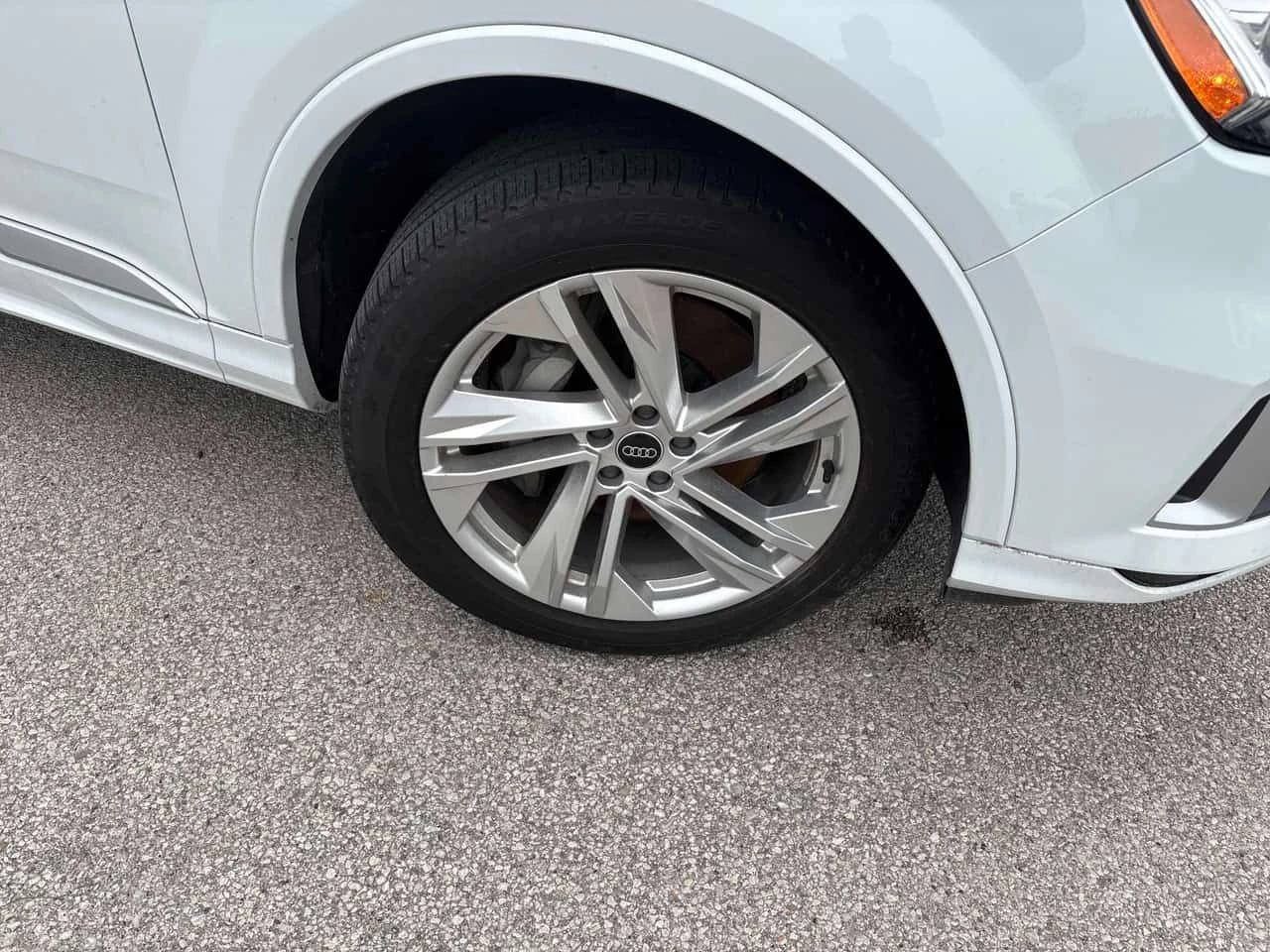 Audi Q7 Komfort / CARFAX / CAMERA / ПОДГРЕВИ , снимка 7 - Автомобили и джипове - 54078383