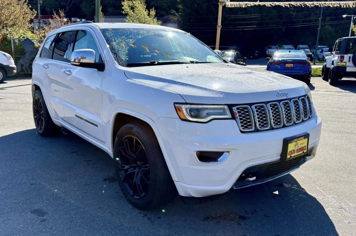 Jeep Grand cherokee OVERLAND * 5.7 HEMI * 4WD * ОБДУХВАНЕ * CARFAX * 