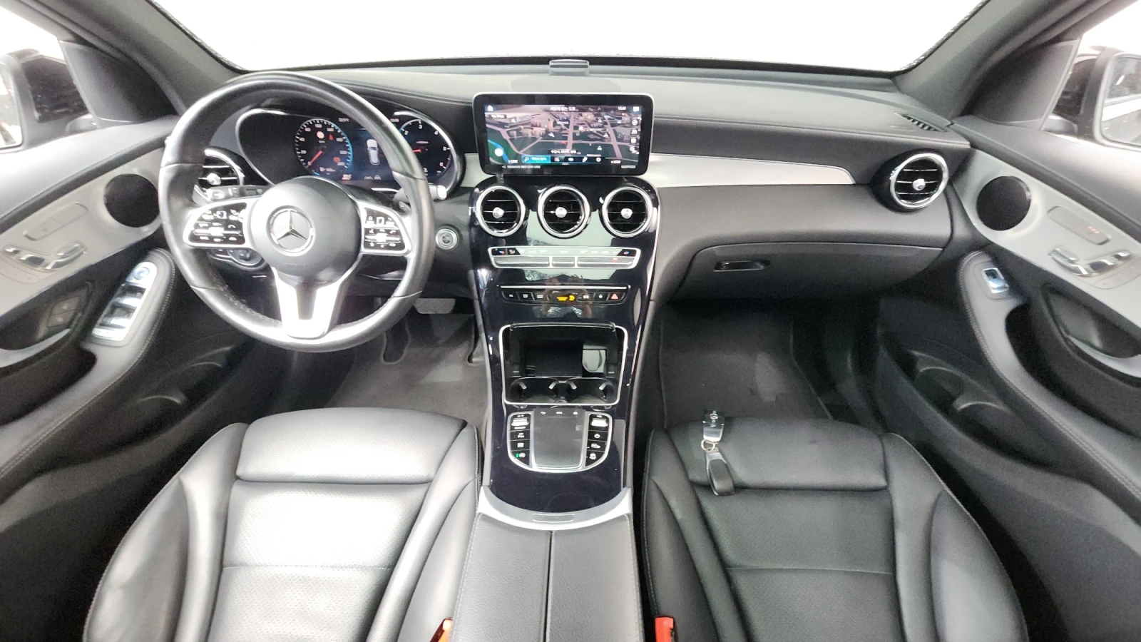 Mercedes-Benz GLC 220 GLC220 d 4MATIC | 360 CAM | HUD | DISTRONIC | MEMO, снимка 7 - Автомобили и джипове - 54718471
