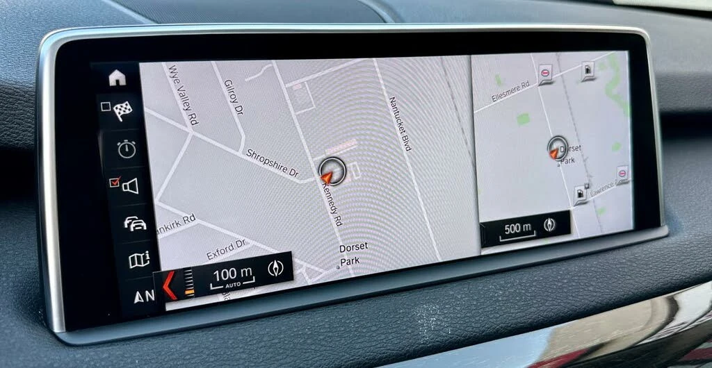 BMW X5 * xDrive* ПАНО* KEYLESS* Camera* ПОДГРЕВ* , снимка 13 - Автомобили и джипове - 55604077