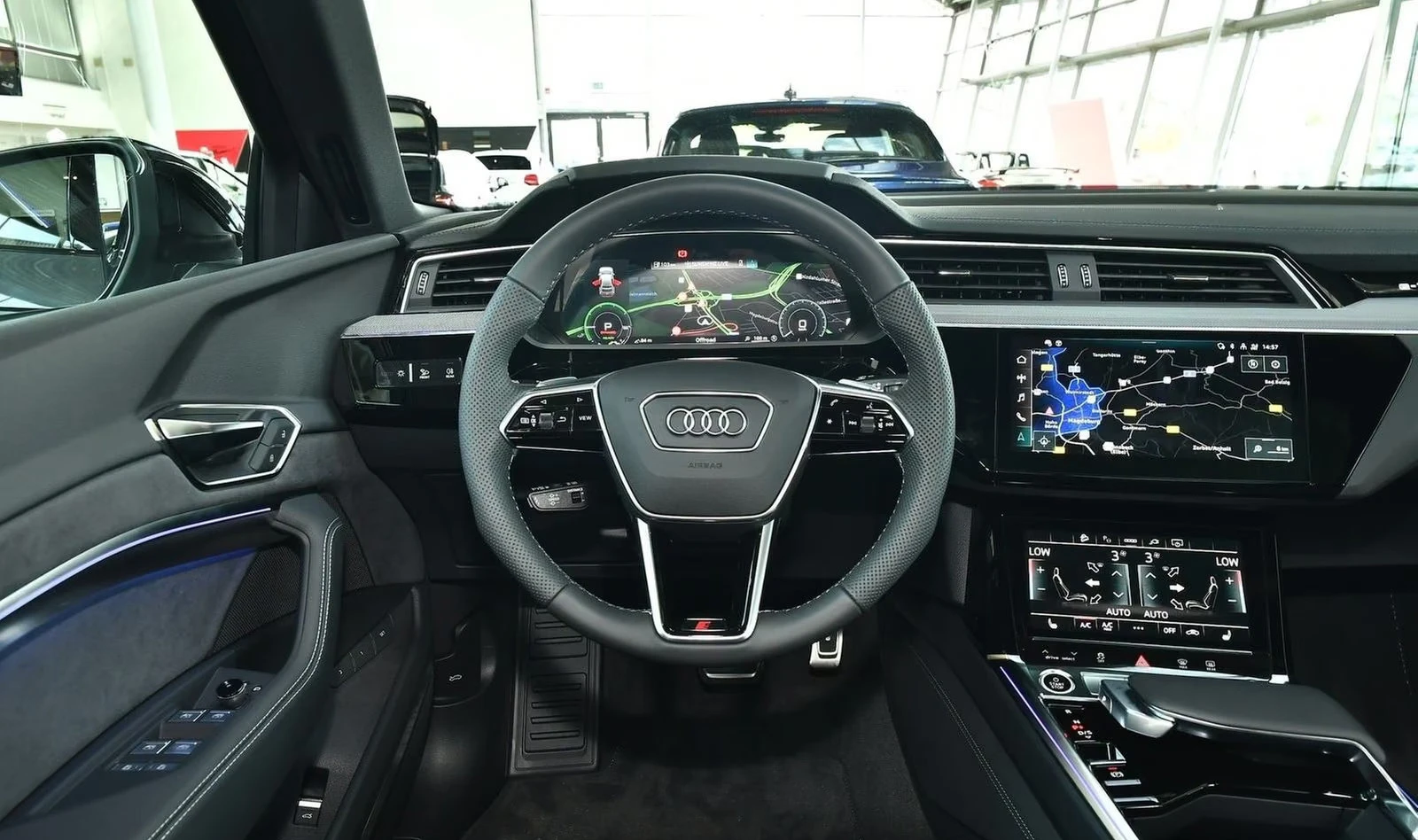 Audi Q8 50/340HP/SPORTBACK/SLINE/PANO/360/PANO/ACC/938z | Mobile.bg � ����������� 7