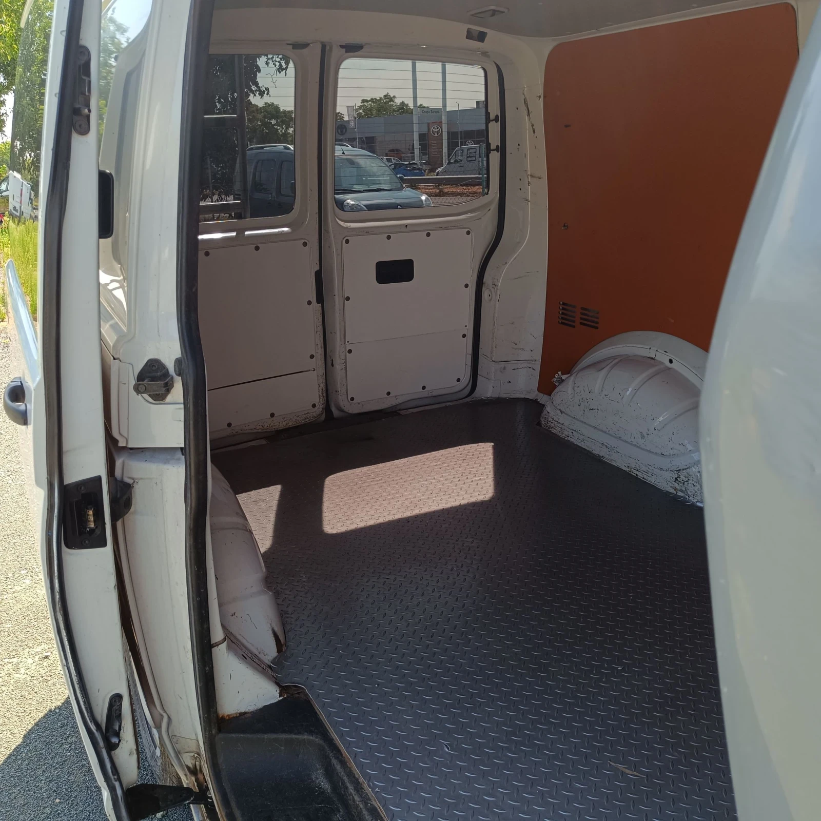 VW Transporter 2.0 TDI | Mobile.bg   13