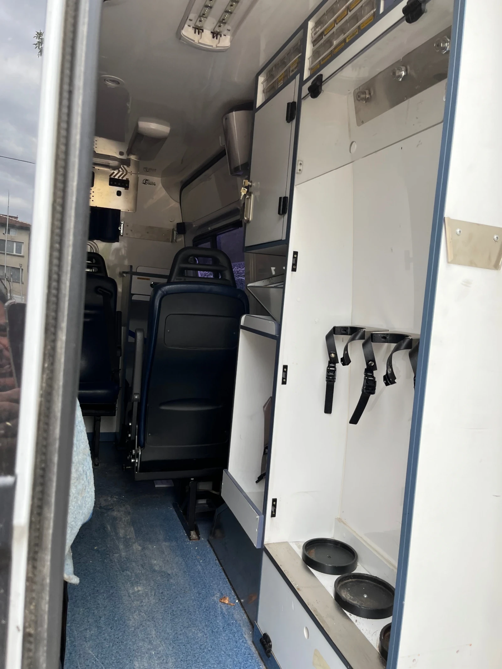 Mercedes-Benz 316, снимка 6 - Бусове и автобуси - 54271683