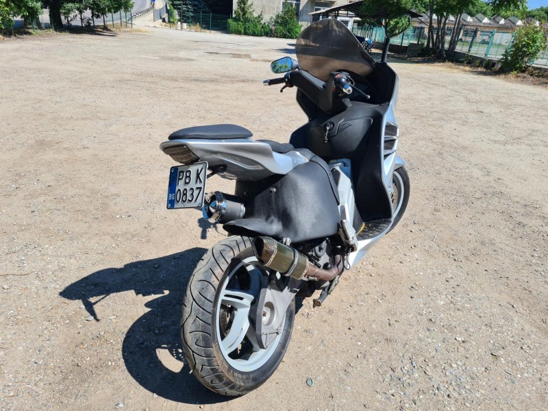 Malaguti Spidermax, снимка 10 - Мотоциклети и мототехника - 46036247