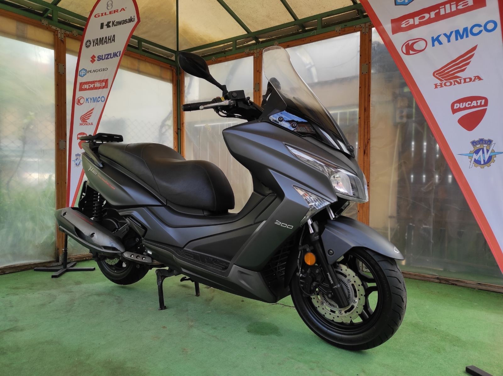 Kymco Downtown X-Town 300i Abs - изображение 1