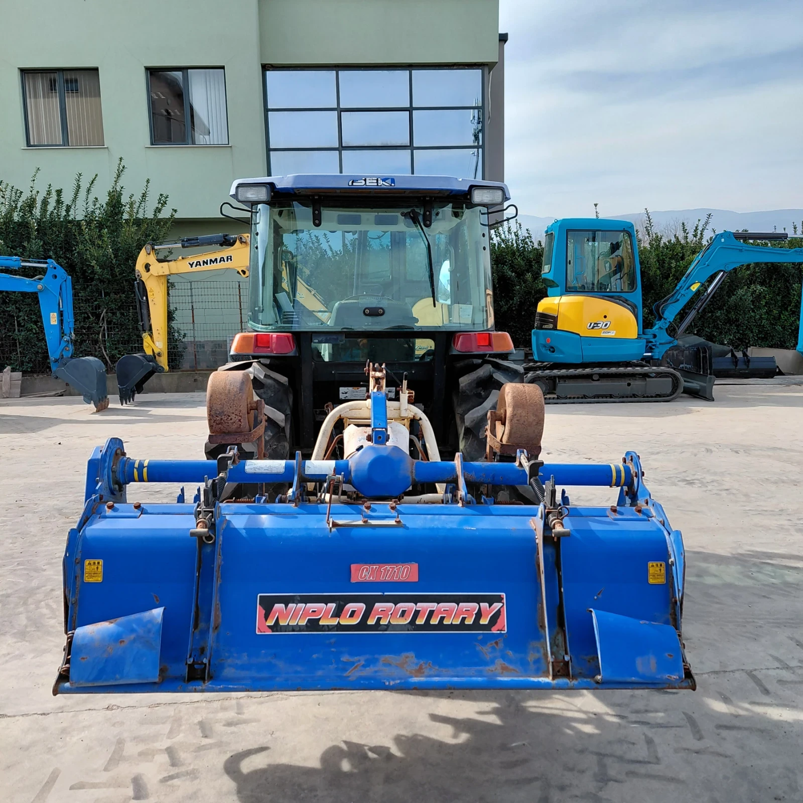 Трактор ISEKI ATK33 * КЛИМАТИК * НАЛИЧЕН * , снимка 4 - Селскостопанска техника - 51970333