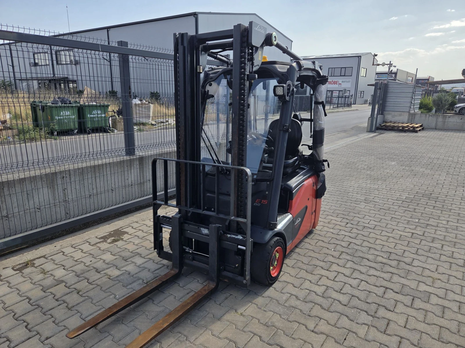 Електрокар Linde, снимка 3 - Индустриална техника - 55628424