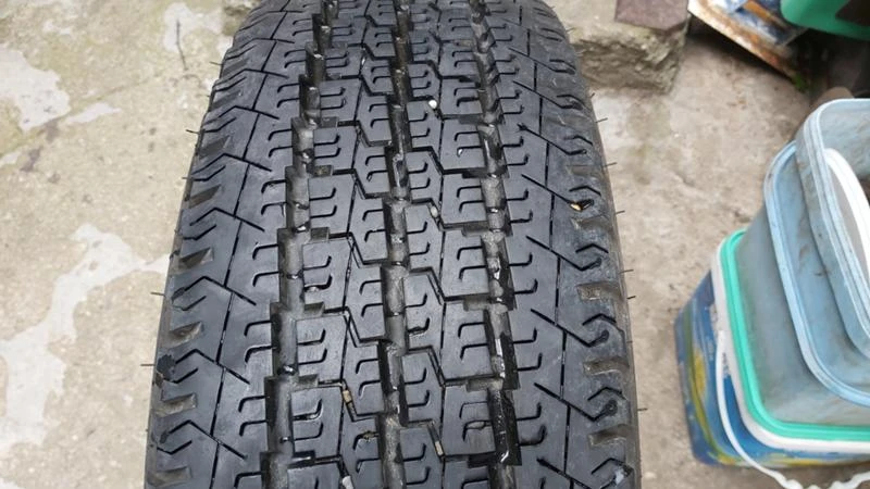 Гуми Летни 225/70R15, снимка 1 - Гуми и джанти - 29260430