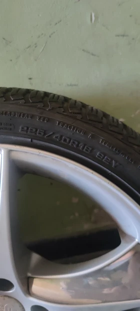 Гуми с джанти Goodyear 225/40R18, снимка 5 - Гуми и джанти - 49596425