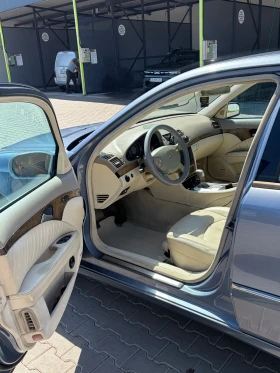 Mercedes-Benz E 320 Mercedes-Benz E320, снимка 11