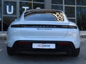     Porsche Taycan Turbo S/PCCB/PDLS+ /Burmester 3D/