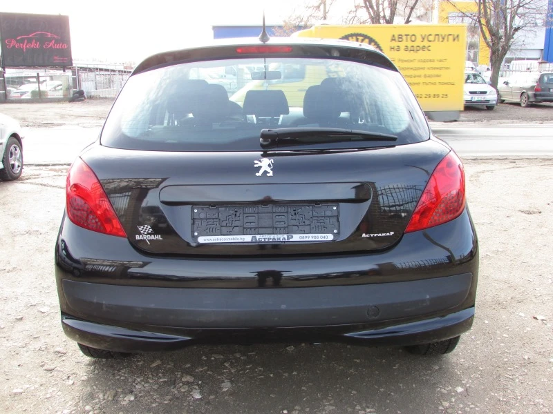 Peugeot 207 1.4i EURO4, снимка 4 - Автомобили и джипове - 39040585